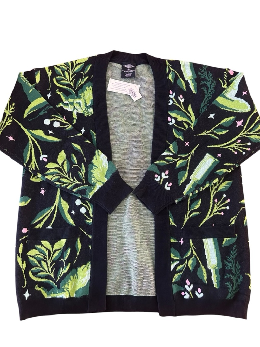 Universal Studios Wicked black and green cardigan Size XL